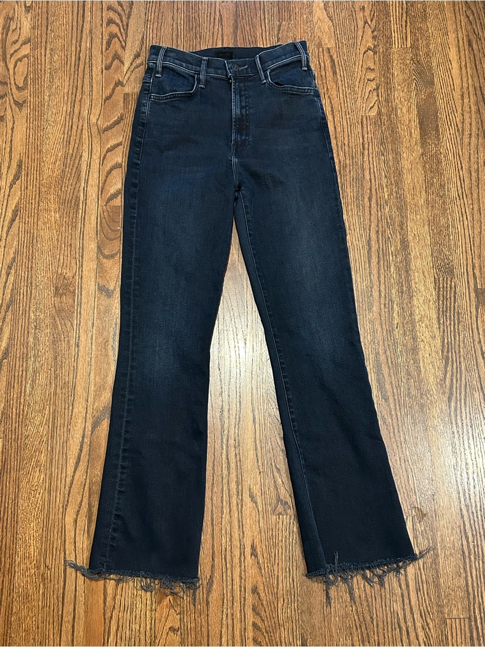MOTHER The Hustler Ankle Fray Jeans 26 Dark Wash High Rise Cropped Flare